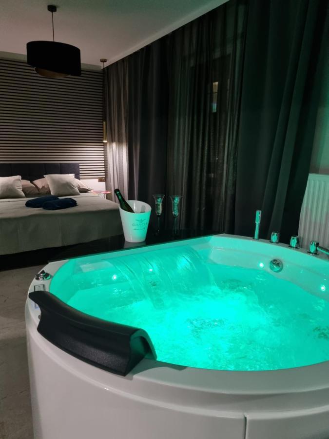 Apartament Jacuzzi *